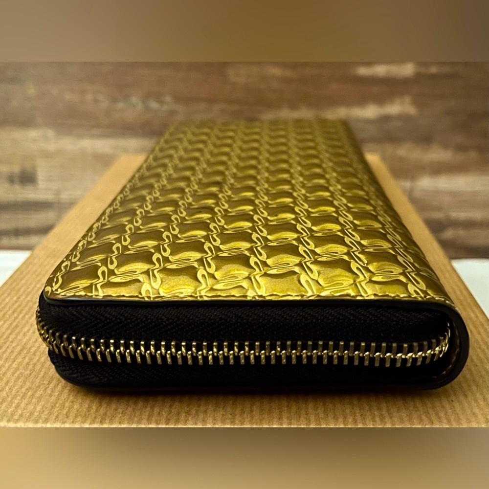 Christian Louboutin Rare Gold Panettone Zip Around Wallet Full Inclusion LN - Picture 4 of 12